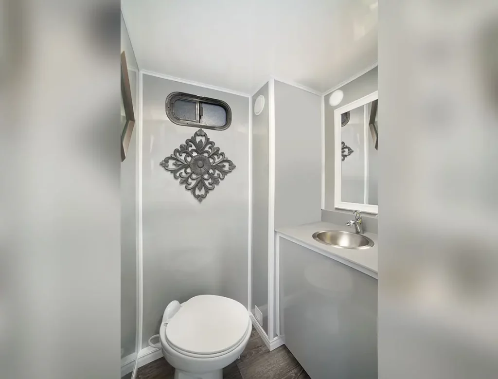 portable-restroom-trailer-1024x779